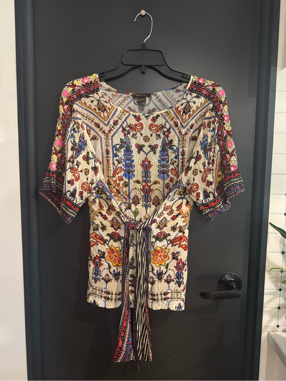Vineet Bahl for Anthropologie Meknes Boho Tie Blouse with Embroidered Sleeves - Picture 10 of 11